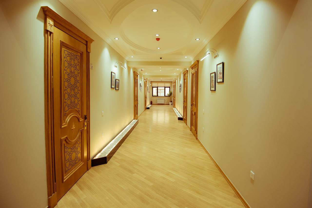 Feyu Hostel Baku Ngoại thất bức ảnh
